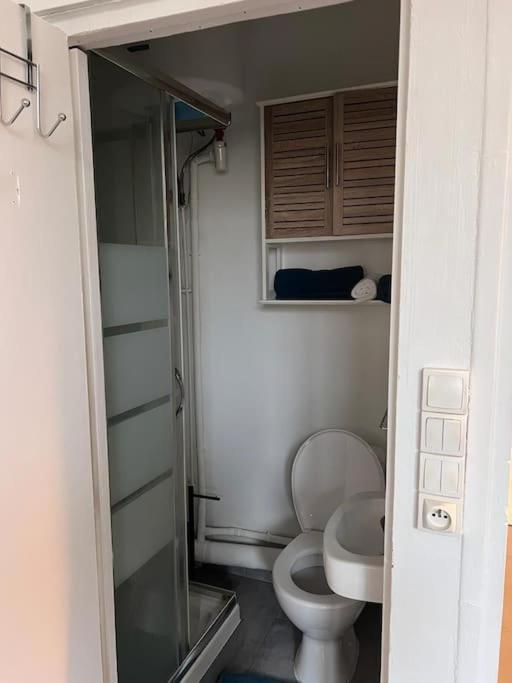 Appartement Idealement Situe Montereau-faut-Yonne Exterior foto